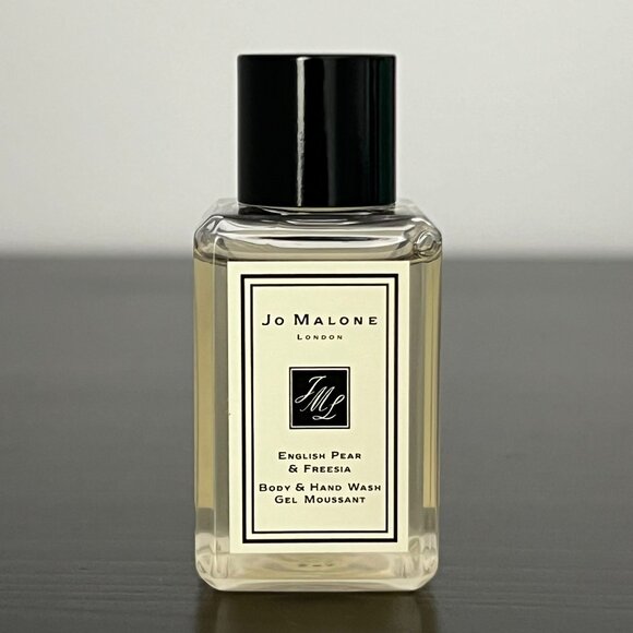 Jo Malone English Pear & Freesia Body and Hand Wash - Picture 1 of 12